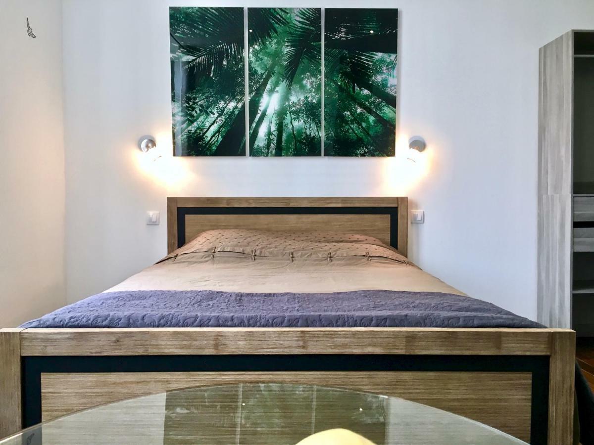 ליל Little Plaza Appart'Hotel מראה חיצוני תמונה