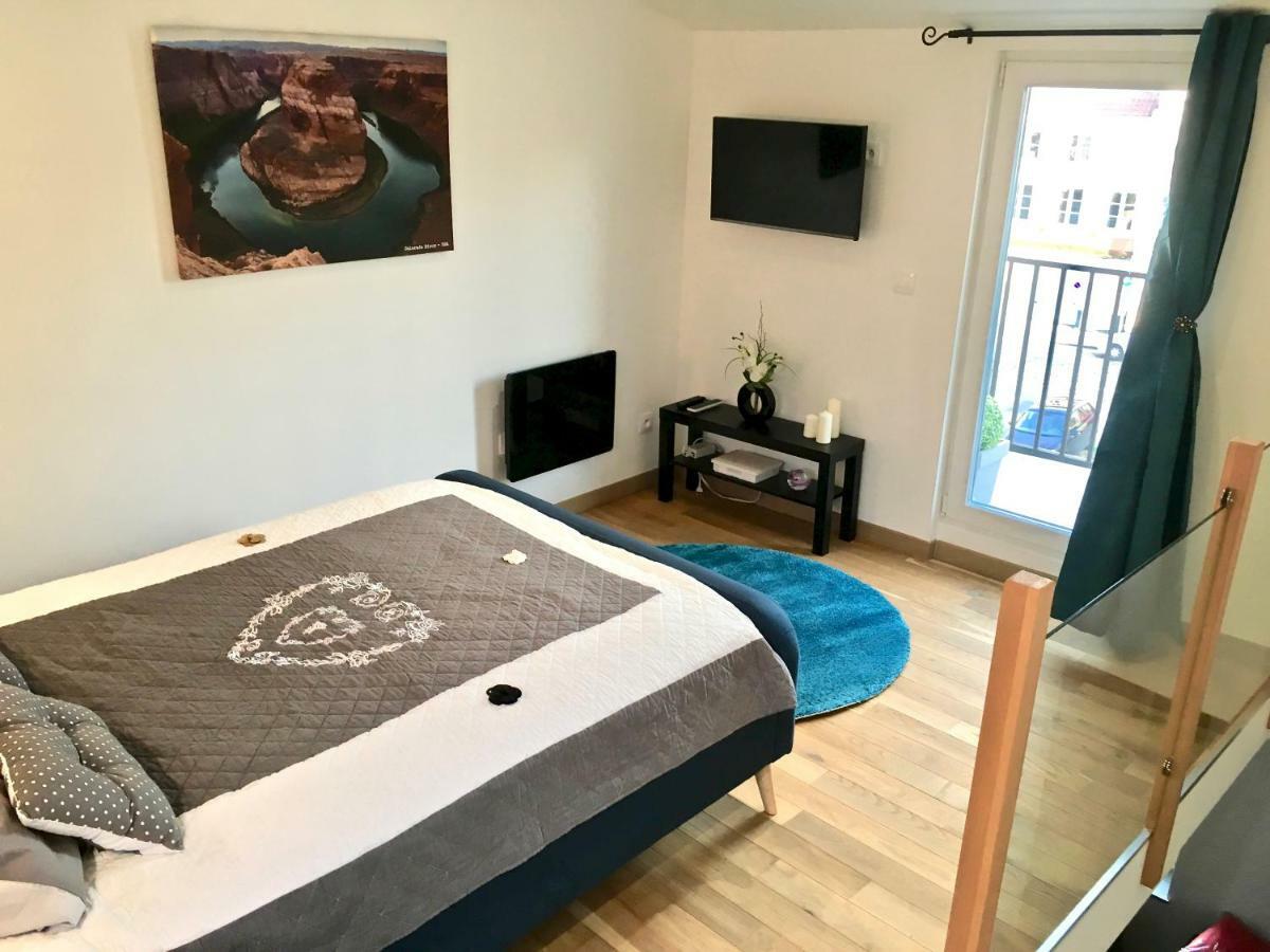 ליל Little Plaza Appart'Hotel מראה חיצוני תמונה
